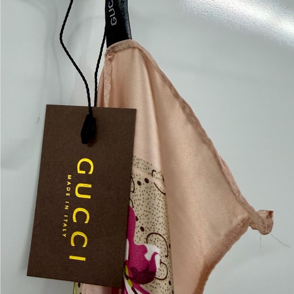 Square Scarf - Picture 7 of 7